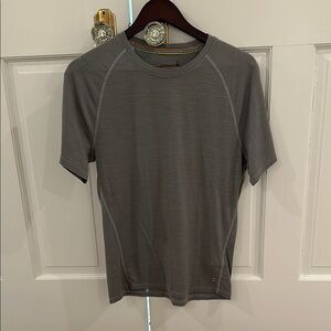 Gray Smartwool Short Sleeve Men's Shirt